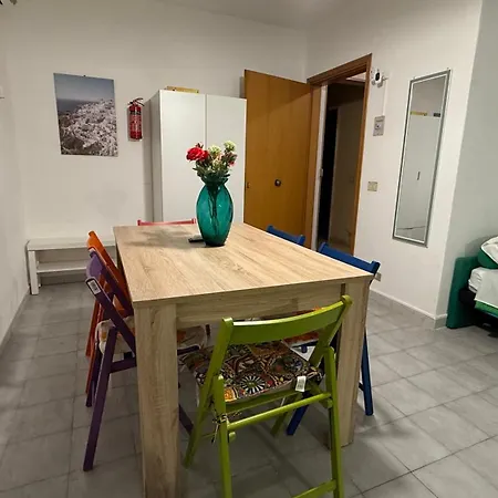 La Rocca Guest * تْشيفالو